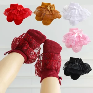 6 pairs of socks with lace ruffle trim
